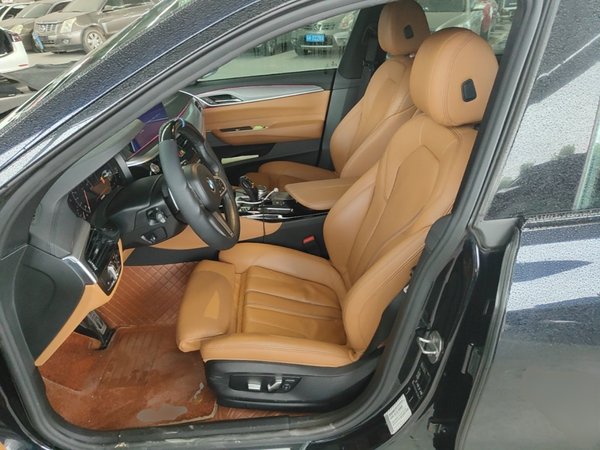 BMW 6 Series GT 2019, 109000 км, за 24720 USD - фото 18