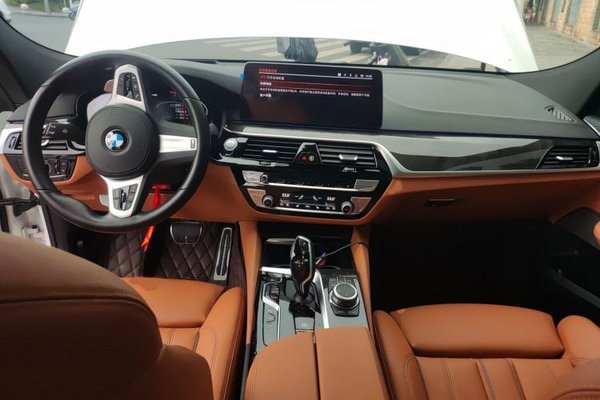BMW 6 Series GT 2021, 22700 км, за 50761 USD - фото 18