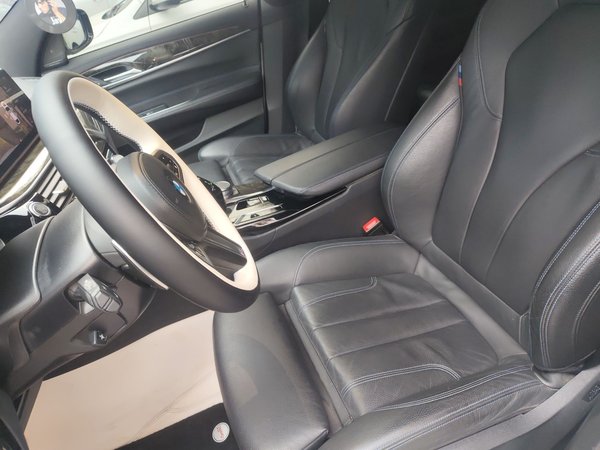 BMW 6 Series GT 2021, 90200 км, за 37807 USD - фото 18