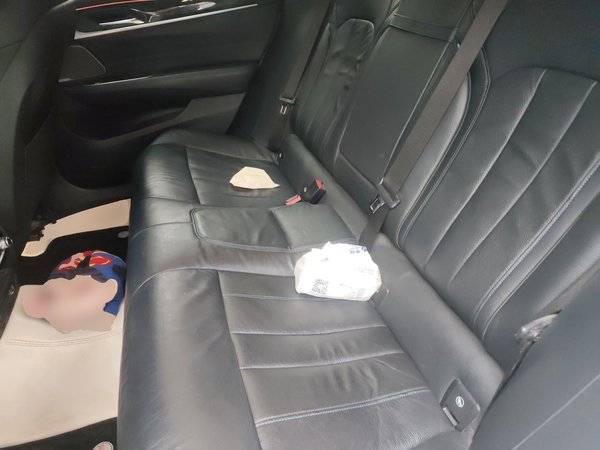 BMW 6 Series GT 2021, 90200 км, за 37807 USD - фото 13