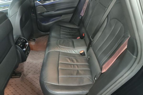 BMW 6 Series GT 2022, 60100 км, за 44536 USD - фото 20