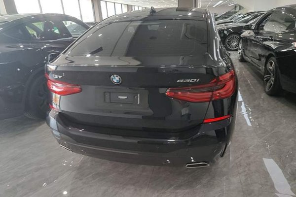 BMW 6 Series GT 2022, 60100 км, за 44536 USD