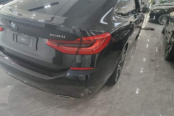 BMW 6 Series GT 2022, 60100 км, за 44536 USD - фото 7