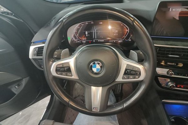 BMW 6 Series GT 2022, 60100 км, за 44536 USD - фото 14
