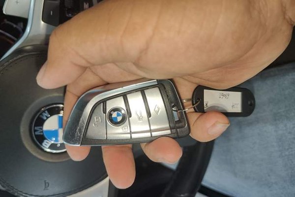 BMW 6 Series GT 2022, 60100 км, за 44536 USD - фото 12