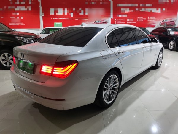 BMW 7 Series 2014, 84100 км, за 23338 USD