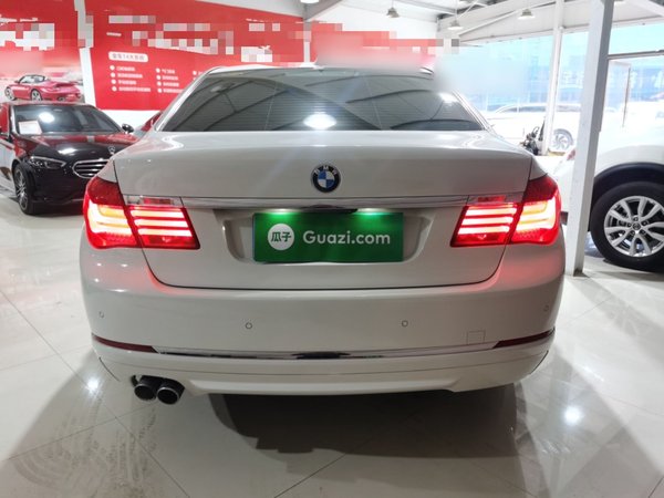 BMW 7 Series 2014, 84100 км, за 23338 USD