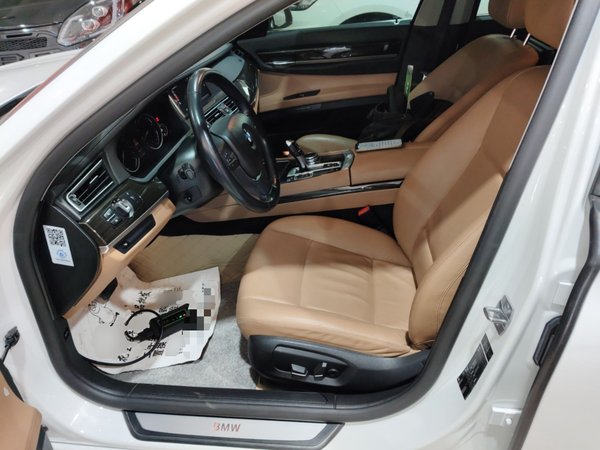 BMW 7 Series 2014, 84400 км, за 22380 USD - фото 18