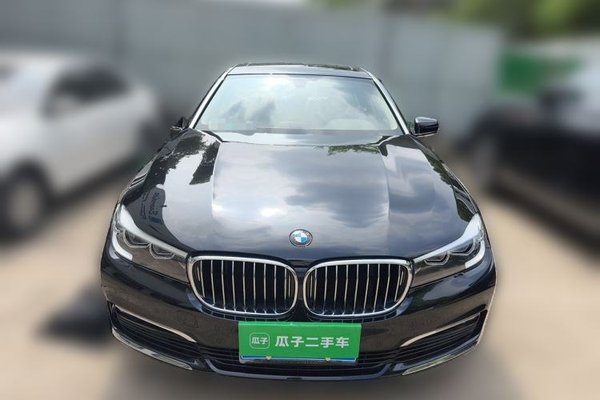 BMW 7 Series 2016, 65600 км, за 28939 USD