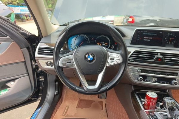 BMW 7 Series 2016, 65600 км, за 28939 USD - фото 13