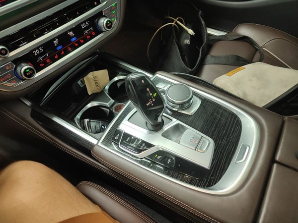 BMW 7 Series 2017, 168900 км, за 27550 USD - фото 17