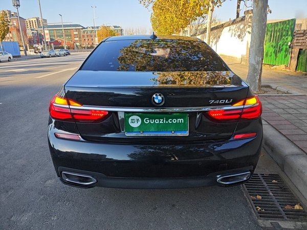 BMW 7 Series 2018, 113600 км, за 34151 USD