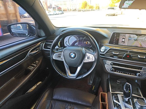 BMW 7 Series 2018, 113600 км, за 34151 USD - фото 10