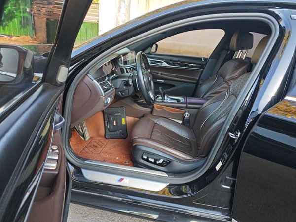 BMW 7 Series 2018, 113600 км, за 34151 USD - фото 15