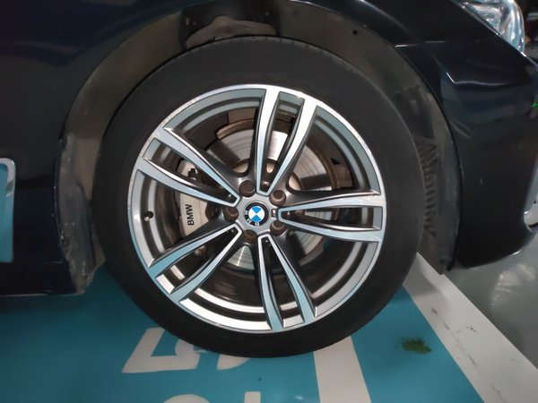 BMW 7 Series 2018, 135400 км, за 30611 USD