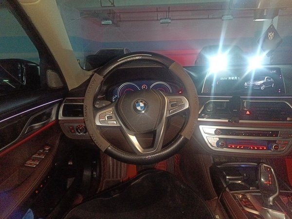 BMW 7 Series 2018, 94400 км, за 30219 USD - фото 9