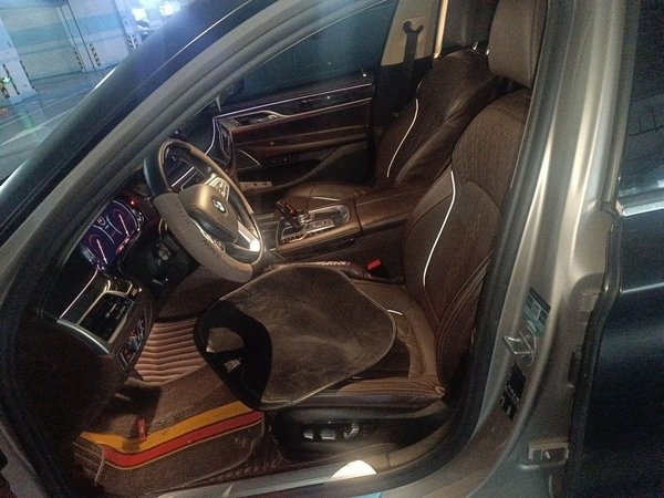 BMW 7 Series 2018, 94400 км, за 30219 USD - фото 14