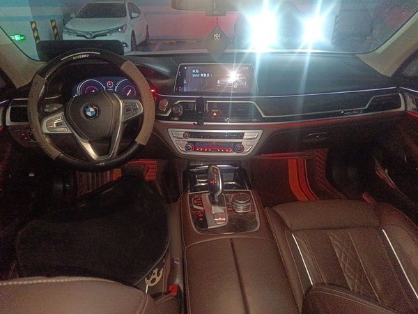 BMW 7 Series 2018, 94400 км, за 30219 USD - фото 18