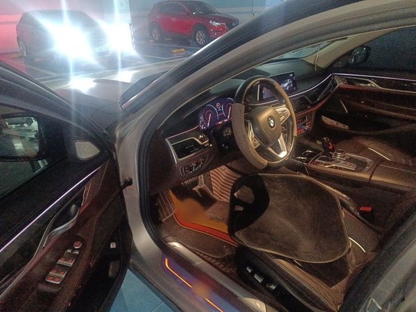 BMW 7 Series 2018, 94400 км, за 30219 USD - фото 19