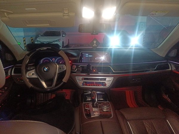 BMW 7 Series 2018, 94400 км, за 30219 USD - фото 15