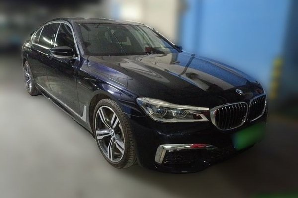 BMW 7 Series 2018, 27600 км, за 57263 USD