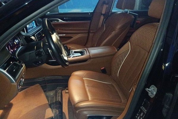 BMW 7 Series 2018, 27600 км, за 57263 USD - фото 14