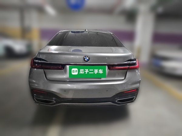 BMW 7 Series · 2019 год