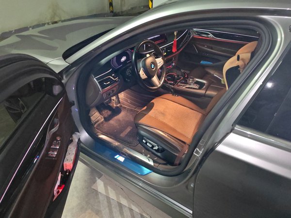 BMW 7 Series 2019, 96100 км, за 43058 USD - фото 12