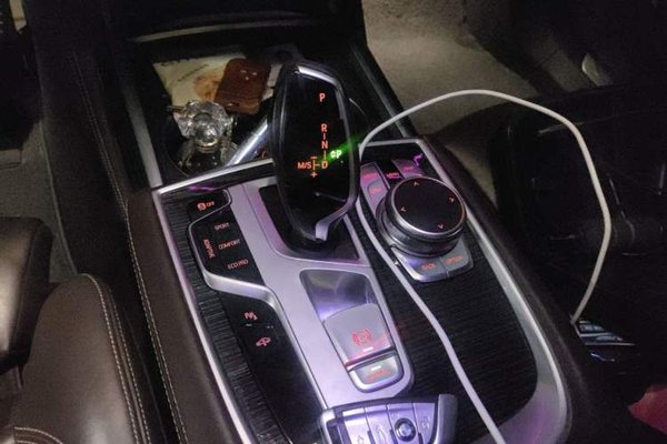 BMW 7 Series 2019, 149500 км, за 35731 USD - фото 15