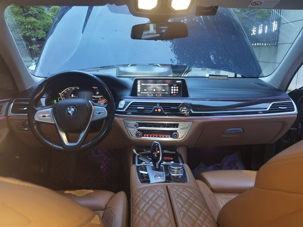 BMW 7 Series 2019, 112700 км, за 44634 USD - фото 9