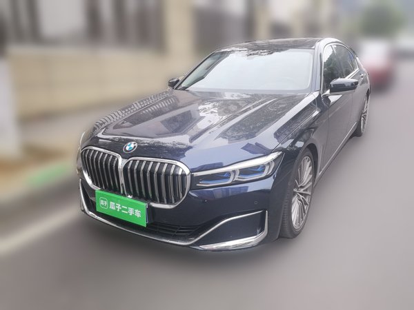 BMW 7 Series · 2019 год