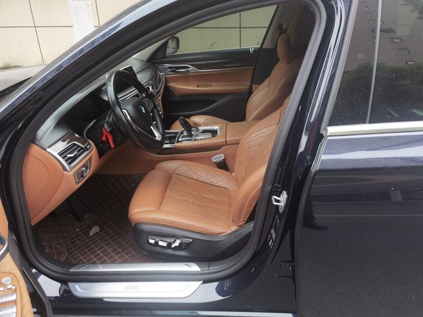 BMW 7 Series 2019, 112700 км, за 44634 USD - фото 15