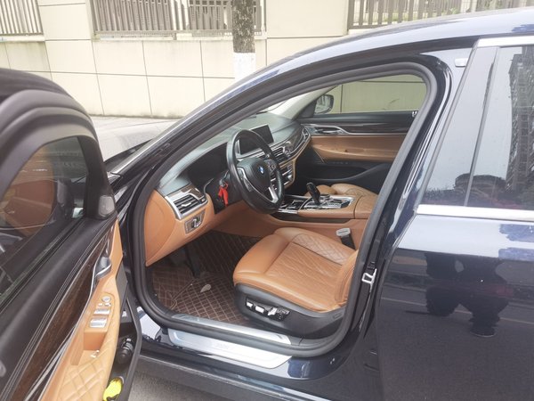 BMW 7 Series 2019, 112700 км, за 44634 USD - фото 16