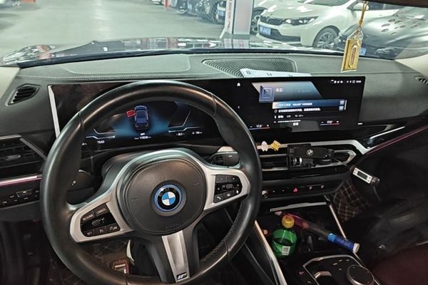 BMW i3 2022, 119500 км, за 18912 USD - фото 12