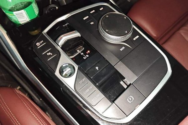 BMW i3 2022, 119500 км, за 18912 USD - фото 16