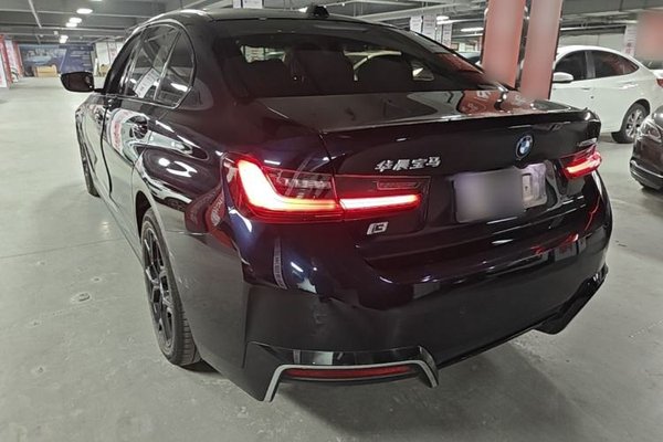 BMW i3 2022, 119500 км, за 18912 USD