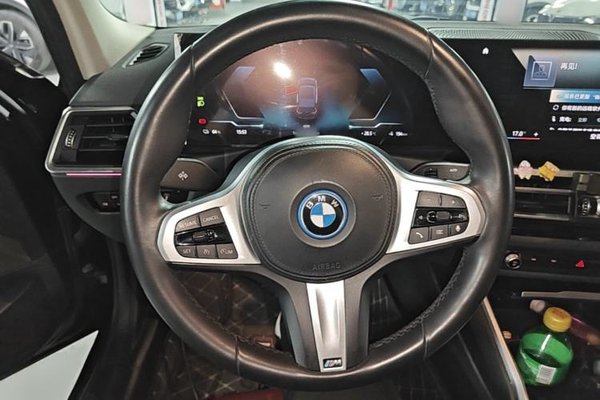 BMW i3 2022, 119500 км, за 18912 USD - фото 13