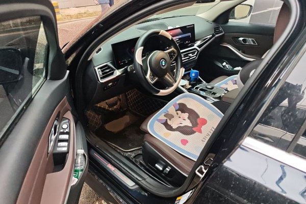 BMW i3 2022, 43600 км, за 21370 USD - фото 17