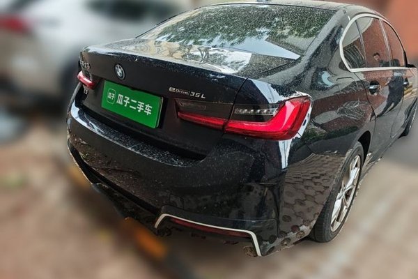 BMW i3 2022, 43600 км, за 21370 USD