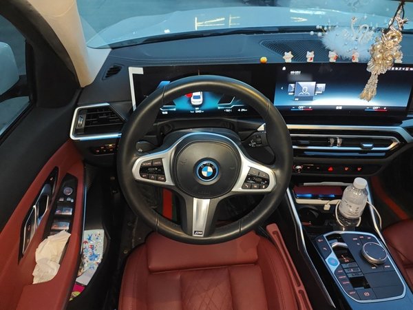 BMW i3 2022, 53400 км, за 20496 USD - фото 11