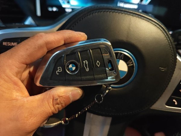 BMW i3 2022, 53400 км, за 20496 USD - фото 9