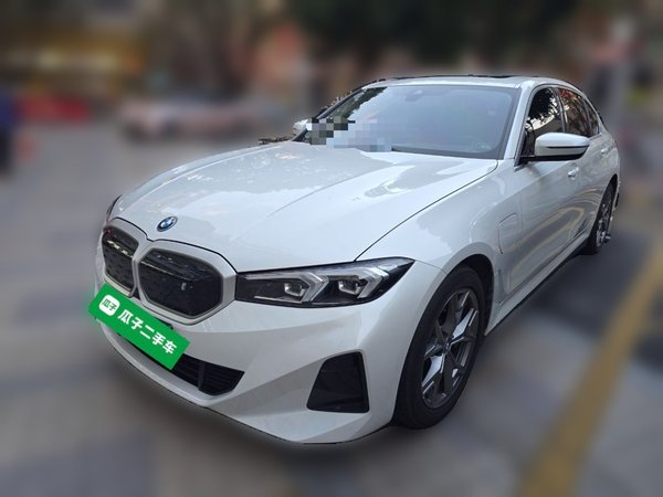 BMW i3 · 2022 год