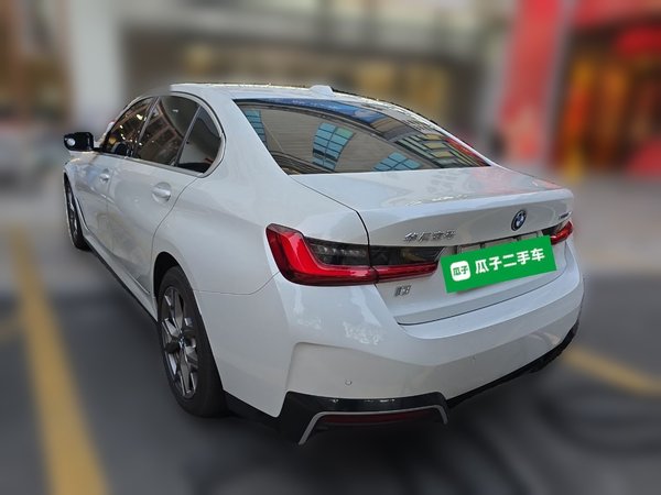 BMW i3 2022, 73500 км, за 20506 USD