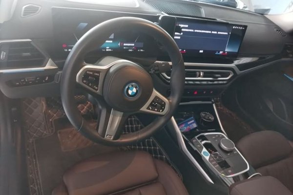 BMW i3 2022, 89200 км, за 21615 USD - фото 12