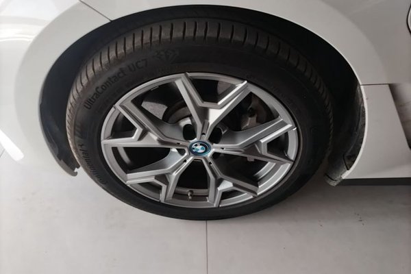 BMW i3 2022, 89200 км, за 21615 USD - фото 10