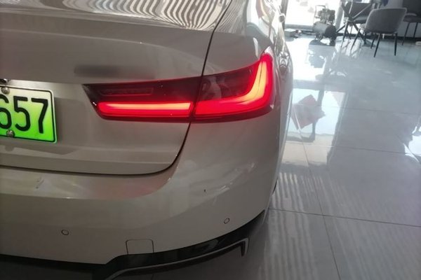 BMW i3 2022, 89200 км, за 21615 USD - фото 9