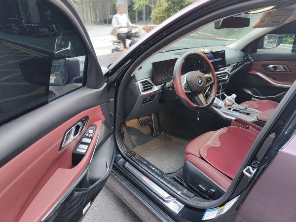 BMW i3 2024, 90500 км, за 21049 USD - фото 12