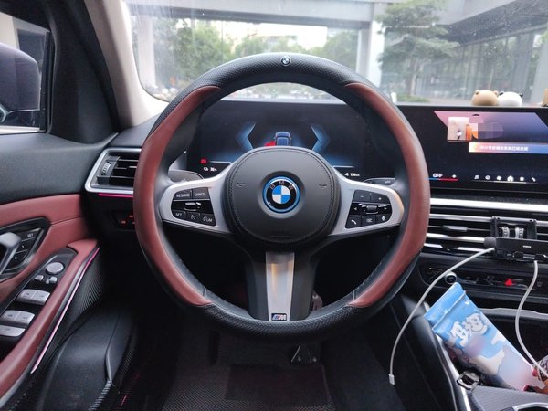 BMW i3 2024, 90500 км, за 21049 USD - фото 6