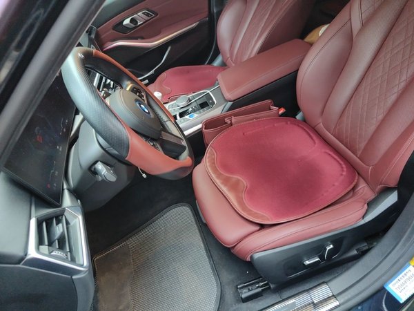 BMW i3 2024, 90500 км, за 21049 USD - фото 11