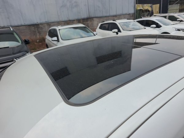 BMW i3 2024, 24400 км, за 24116 USD - фото 12